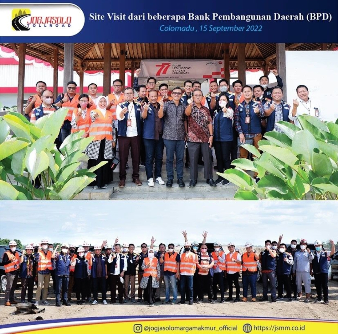 Sesi foto bersama serta tinjauan ke lapangan