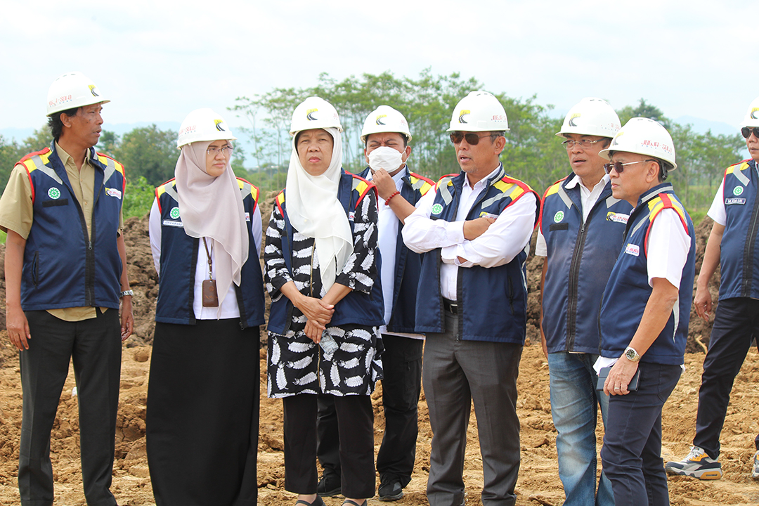 Tinjauan Lapangan dewan Komisaris beserta Dewan Direksi PT Jogjasolo Marga Makmur